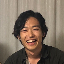 店長 浅井 大輔
